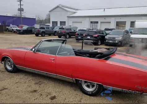 1967 Oldsmobile 98 z USA, uszkodzony, nr VIN 384677M344222